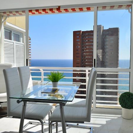 Los Caballos Vip Playa Levante Бенидорм Екстериор снимка
