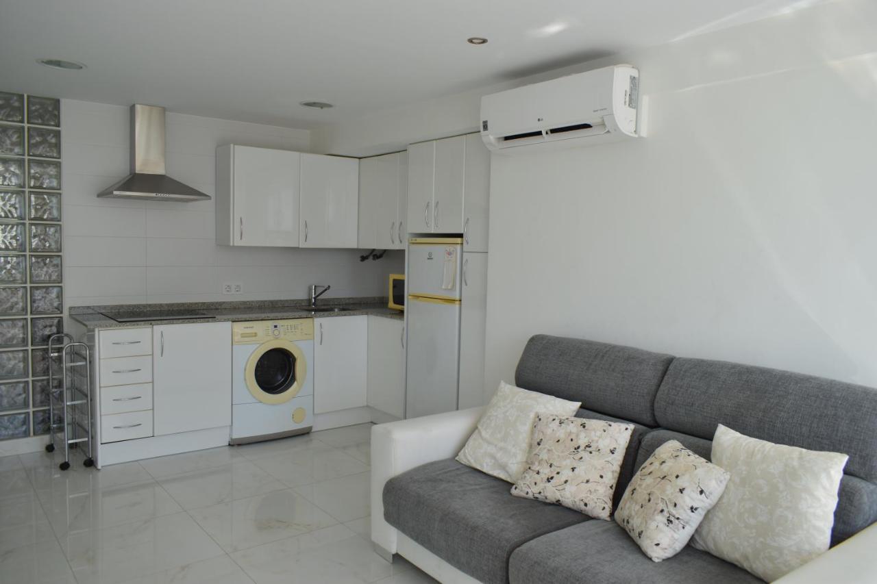 Los Caballos Vip Playa Levante Бенидорм Екстериор снимка