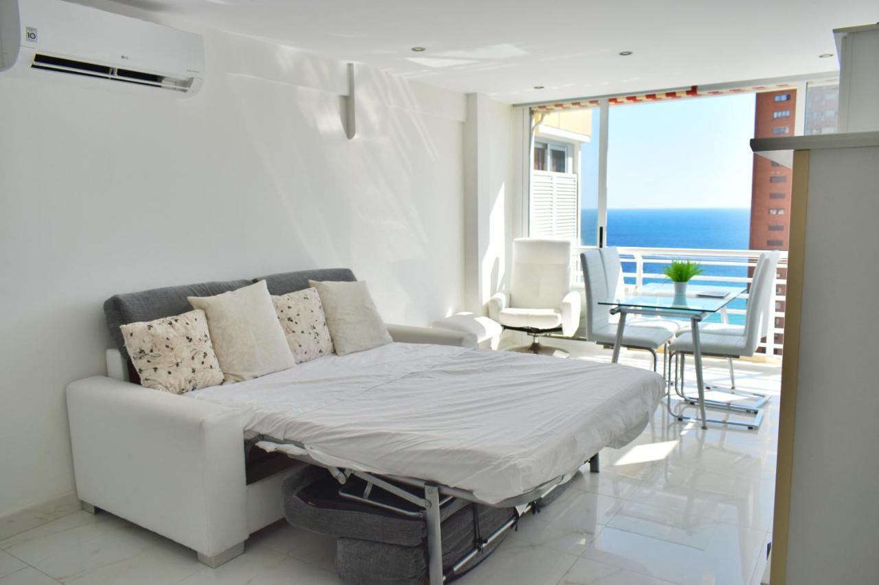 Los Caballos Vip Playa Levante Бенидорм Екстериор снимка